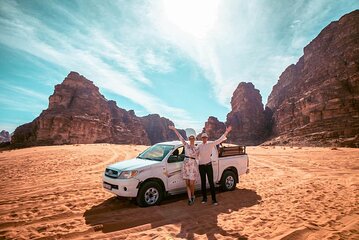 2-Hour Desert Guided Activities Tour in Wadi Rum