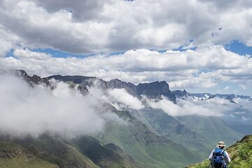 Drakensberg Mountains, Mandela Capture Site & Howick Falls 2 Day Tour