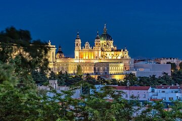 Madrid Best walking tour: Cathedral, Palace, Plaza mayor, Market