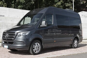 Departure Private Transfer Amsterdam City to Amsterdam Airport AMS by Minibus