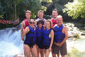  Tour blue hole and secret fall with a stop at Duns river fall