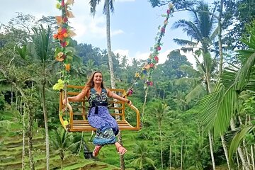 Ubud Tour : Jungle Swing - Campuhan Ridge Walk - Tegenungan Waterfall