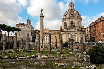 Colosseum and Ancient Rome Exterior Tour