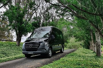 Luxury Mini Bus - Sydney Airport Transfers