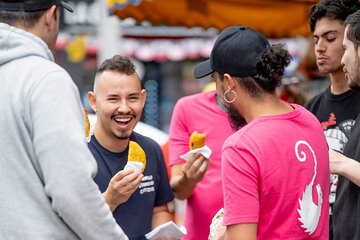 Traditional food tasting activity in Envigado