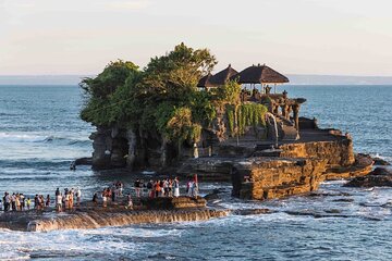 Tanah Lot Temple Tour with Ubud Highlights