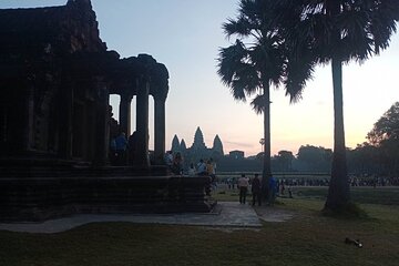 1-Day private Angkor Temple Tour by Tuk Tuk from Siem Reap