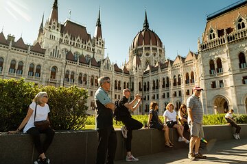 All About Budapest: Full Day Walking Tour with Lunch & Metro Pass