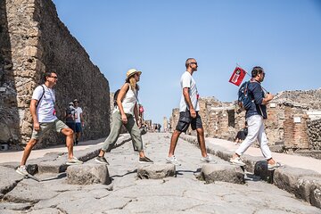 Private Skip-the-Line Pompeii & Mt. Vesuvius Tour from Positano
