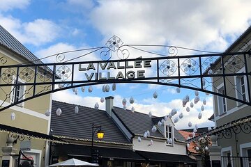Shopping day at La Vallée Village from Paris