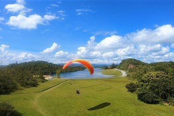 Private Guatape +Boat Ride+Paragliding Flight+Animal Farm