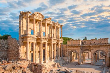 Ephesus and Pamukkale Tours 2 Days 1 Night from Istanbul by plane