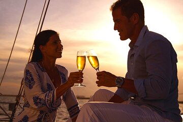 Sunset Catamaran Tour with Transportation in Riviera Maya