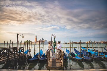 Exclusive 1-Hour private photoshoot in Venice.