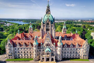 Guided tour of the New Town Hall in Hanover