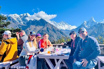 Everest Base Camp Helicopter Tour with Stop at Everest View Hotel