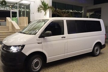 Cancun Airport to Tulum Roundtrip Private Transfer