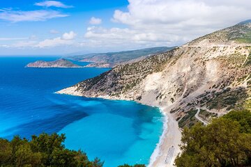 Private Tour in Melissani Cave and Myrtos Beach Swim Stop