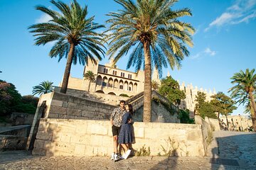 2 Hour Private Walk and Photoshoot in Palma de Mallorca