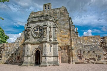 Exclusive & Private Rosslyn Chapel Day Tour in Luxury Mercedes