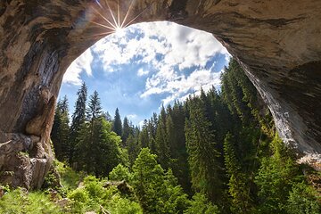 Day trip to The Marvelous Bridges and the unique Rhodope cuisine 