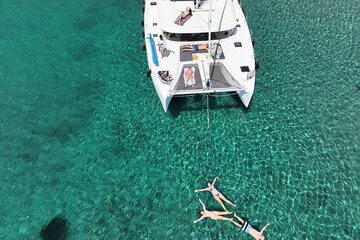 Athens Private Full day Catamaran cruise with meal & drinks