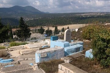 Visiting Tombs of Pious Jews Judaism Private Tour in North Israel