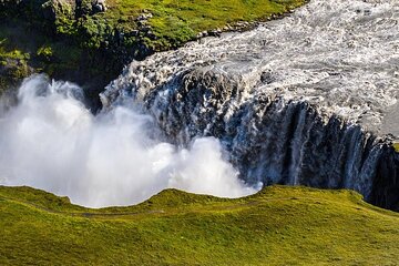 Premium Combo Day Tour Lake Myvatn and Dettifoss