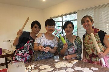 Japanese Home Cooking Class & Walk in Todoroki Temple Tokyo 