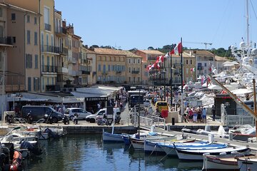 Private Transfer Marseille to Saint Tropez With 2h Stop in Toulon