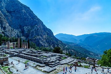 Private Delphi and Hosios Loukas Monastery - Great Lunch and Drinks Included