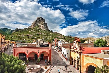 Visit the Pueblo Magico Bernal departure from San Miguel de Allende