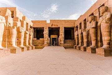 Luxor Valley Of The Kings day Tour By Bus From Hurghada