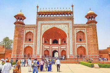 All Inclusive Private Tour to Agra from Delhi, Including Taj Mahal and Agra Fort