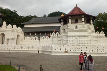 Two Days Cultural Tour Sigiriya Dambulla and Kandy