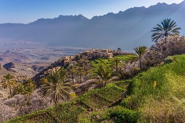 Full Day Private Tour from Muscat to Nakhal and Wakan