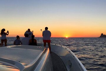 Small Group Tour in Positano by Boat at Sunset with Prosecco 