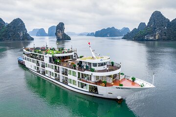 Halong Aquamarine Cruise Luxury 2 Days 1 Night Tour from Hanoi