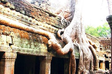 2-Day Private Tour in Angkor Wat Grand Circuit