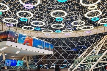 Private transfer from and to the airport
