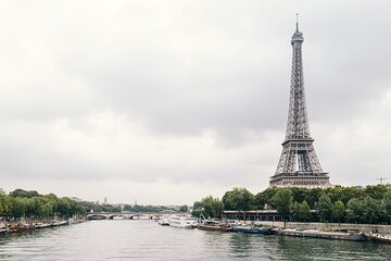 Private Transfer from Bruges to Paris with a 2h Stop in Lille