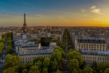 Private Full Day Tour of Paris with Louvre Museum