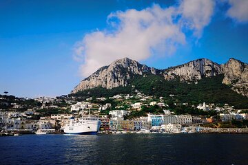 Half day to discover the fascinating island of Capri