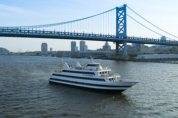 Spirit of Philadelphia Signature Lunch Cruise with Buffet