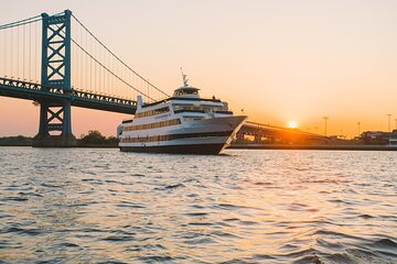 Spirit of Philadelphia Signature Dinner Cruise with Buffet