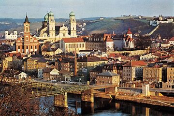 Private Transfer from Prague to Passau with optional stop