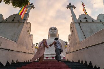 Kandy Instagram Tour: Most Famous Spots (Private & All-Inclusive)