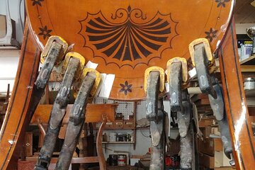 Private Tour to Rome's Artisans and Flea Markets