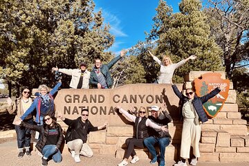 Grand Canyon with Sedona and Oak Creek Canyon Van Tour