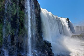 Private Tour of Iguazu Falls Brazilian Side with Pick up 